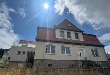 Ihr neues IMMOBILIEN QUARTIER: Umgfangreich saniertes Mehrfamilienhaus mit weiterem Ausbaupotenzial