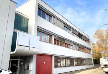 ++ vielseitig nutzbar ++ 2 Minuten zur A8 ++ ebenerdige Anlieferung ++