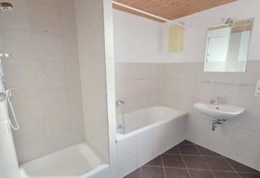 Frisch modernisierte 2-Zimmer-Wohnung - sofort bezugsfrei