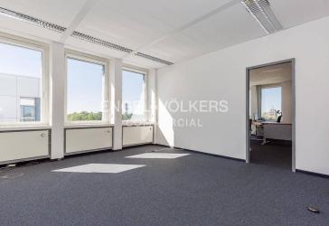 Ihr neues Büro im 2. OG