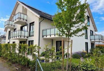 Sofort einziehen: Elegante, ruhige Gartenwohnung, hochwertig, lichterfüllt, provisionsfrei