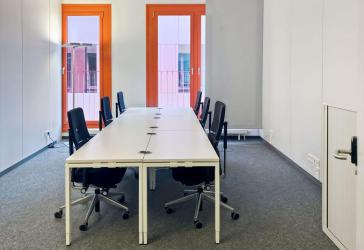 Privater Büroraum für 3 Person in Regus Park Village