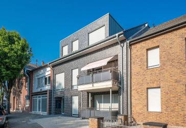 Frühling im neuen Zuhause: Moderne EG-Wohnung mit Terrasse & Wohlfühlcharakter