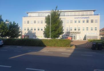 Moderne, repräsentative Büro-/Praxisfläche