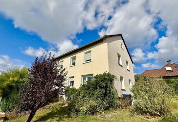 Viel Raum zum Leben - großzügiges Einfamilienhaus mit Einliegerwohnung in Bad Pyrmont-Löwensen