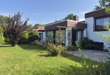 Hochwertig modernisierter 5 - Zi.-Split-Level-Bungalow in ruhiger Sackgassen-Lage