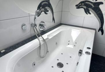 Großzügige Maisonette-Wohnung! Gönnen Sie sich ein Entspannungsbad!
