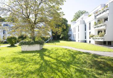 SOPART IMMOBILIEN - Helle 2-Zimmer-Erdgeschosswohnung in absoluter Toplage von Nymphenburg