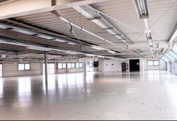 antaris Immobilien GmbH ** Lager-/Produktionsfläche im OG mit variabler Höhe - ca. 806 m² **