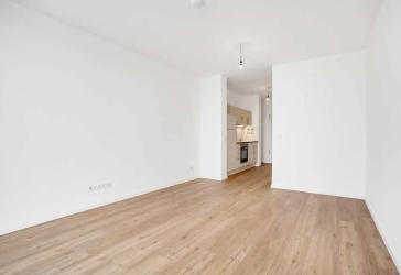 1 Zimmer Studio mit EBK, Aufzug und Balkon