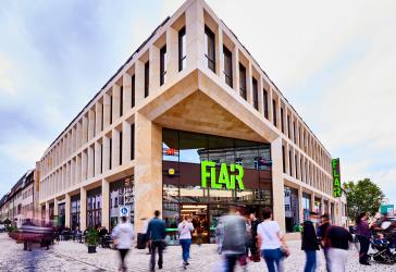 „Top Lage im Urban Erlebnis Center FLAiR – Verkaufsfläche zu vermieten“