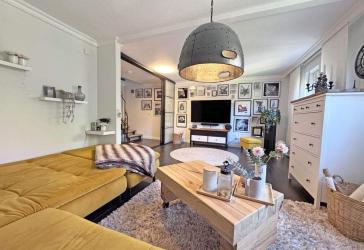 Lübeck : Wohnen am Elbe-Lübeck Kanal - modern ausgestattetes Reihenhaus mit TG-Stellplatz und Gartenhaus - Einziehen & Wohlfühlen