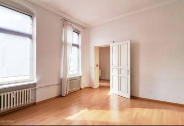 Vermietete ruhige 2-Zimmer-Altbau-Wohnung in Spree Nähe in Berlin-Mitte, OT Alt-Moabit!