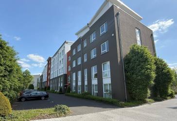Troisdorf-Zentrum! Moderne, gepflegte Büroetage in guter Stadtlage mit Aufzug, große Dachterrasse, Klimaanlage, Fußbodenheizung, Einbauküche!