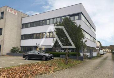 BÜRO- UND LAGERFLÄCHEN IN IDEALER VERKEHRSLAGE