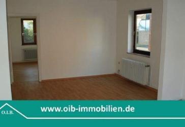 ## Nähe Mercedes, 6 Parteienhaus, 2 Garagen, 2 Stellplätze, Gartenhaus ##