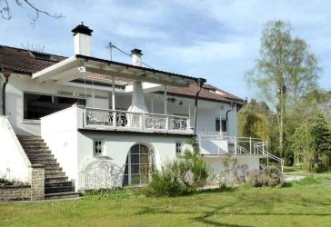 Vorschaubild Villa