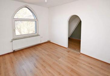 Helle Dachgeschosswohnung in Bestlage von Hildesheim!