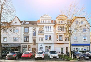 Kapitalanlage im gepflegten Zustand // Mehrfamilienhaus mit 5 Wohneinheiten