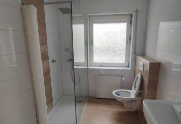 2,5 Raum mit Balkon im gepflegten Mehrfamilienhaus