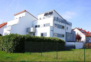 Traumhafte 3-Zimmer-Wohnung mit Balkon und Weitblick auf das Naturschutzgebiet in ruhiger Lage