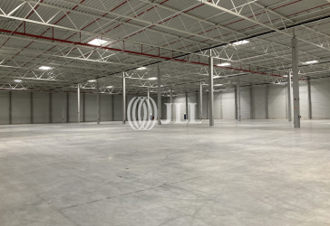 Logistikflächen mit/ohne Regal ab sofort mieten