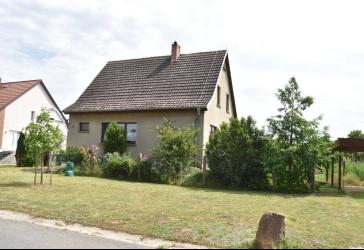 Freistehendes EFH in Hohenwalde - Blick auf die Pferdekoppeln inklusive!