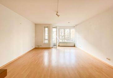 TRAUMHAFTE LAGE NAHE KUDAMM | 2.OG | KLEINER BALKON | AUFZUG | 2 ZIMMERWOHNUNG | PROVISIONSFREI |