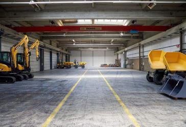 Großzügige Lagerhalle mit guter Anbindung