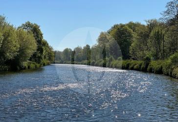 Liegeplatz - ca. 500 m² mit Steganlage und ca. 25 m Hausboot - Gemarkung: Tiergarten