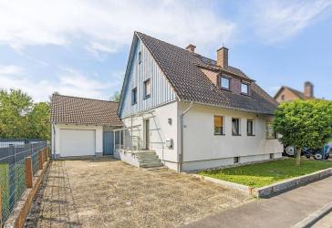 Idyllisches Einfamilienhaus mit schön angelegten Garten in Schotten-Rainrod!