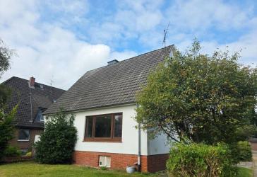 Handwerker aufgepasst! EFH mit Vollkeller & großem Grundstück