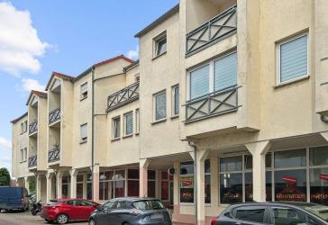 Vermietete 2-Zimmer-Dachgeschosswohnung mit Balkon und Tiefgaragenstellplatz in Coswig