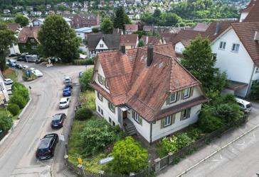 Sanierungsbedürftiges Mehrfamilienhaus in toller Lage von Calw zu verkaufen!