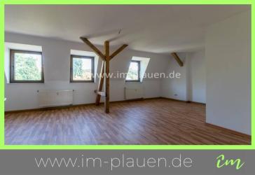 Dachgeschoss - Laminat - Badewanne - Stellplatz | 2-Zimmer-Wohnung Plauen Westend