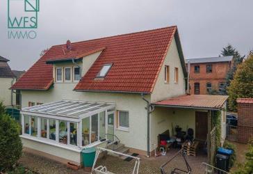 Vielseitige Liegenschaft in Marienfließ – Villa und Einfamilienhaus