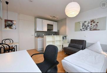 Modern möbliertes Apartment mit Balkon in Sindelfingen
