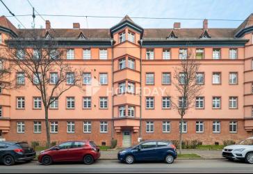 Lichtdurchflutetes Dachgeschoss: 2-Zimmer-Wohnung mit EBK in grüner Wohnanlage