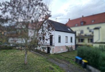 Kompaktes Einfamilienhaus mit Potenzial in ruhiger Lage von Schiffweiler