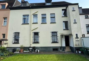 Gepflegtes 3-Familien-/ Mehrfamilienhaus in Mülheim/ Nähe Oppspring u. Witthaus Busch