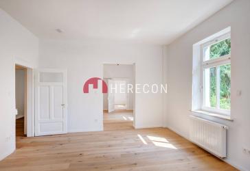 PROVISIONSFREI VOM BAUTRÄGER - SANIERTER ALTBAU MIT HISTORISCHEM FLAIR: ELEGANTE 3-ZIMMER-WOHNUNG