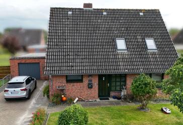 Einziehen und direkt wohlfühlen. Modernisiertes Einfamilienhaus in ruhiger Lage!