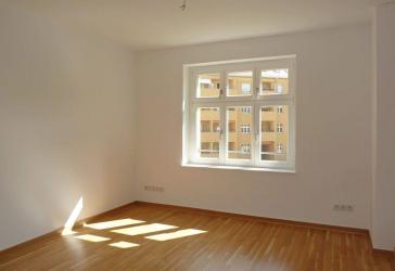 Lichtdurchflutete 2-Zimmerwohnung mit sonniger Loggia im stilvoll sanierten Gohliscarré!
