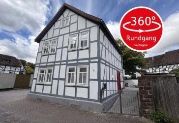 Charmantes Fachwerkhaus mit Neubaucharakter in direkter Innenstadtlage von Höxter