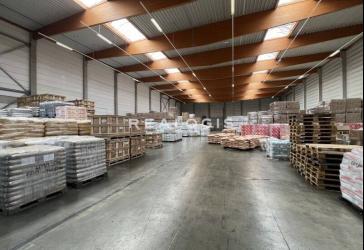 PROVISIONSFREI: ca. 9.800 m² Lagerflächen im Hamburger Hafen