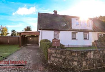 Doppelhaushälfte mit Blick über den Strelasund – erste Reihe!