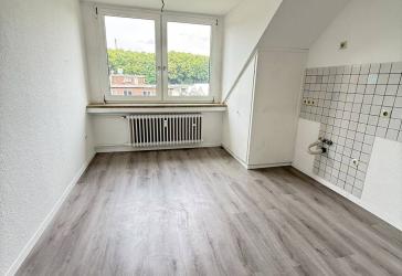 Altbaucharme neu interpretiert-2,5 Zimmer Wohnung Rheinhausen