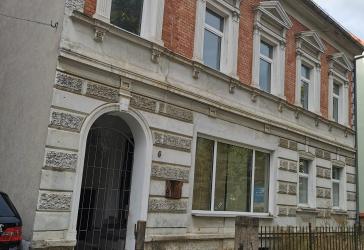 Zeitz, Wohn- u. Geschäftshaus mit befahrbarem Grundstück, ruhige Lage - Achtung! Preissenkung