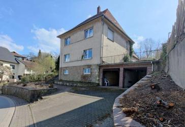 Altes Haus. Abriss oder sanieren!