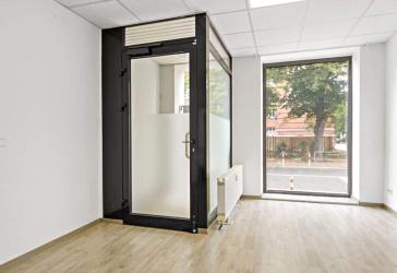 Gepflegte Laden-/Büroeinheit in der Großen Deichstraße!